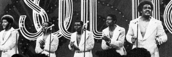 The Stylistics – Betcha By Golly, Wow The Stylistics nos anos 70 durante o sucesso “Betcha By Golly, Wow”