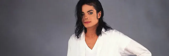 Michael Jackson durante a fase da música “Black or White”