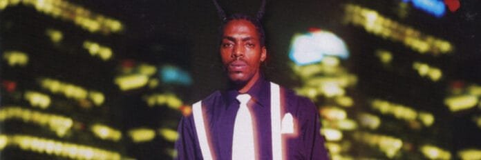 Coolio no clipe de Gangsta’s Paradise, clássico do rap dos anos 90