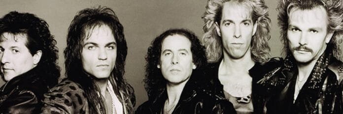 Still Loving You – Scorpions Scorpions durante a fase da música “Still Loving You”