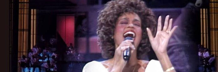 Whitney Houston no Grammy Whitney Houston durante a era de One Moment in Time em 1988