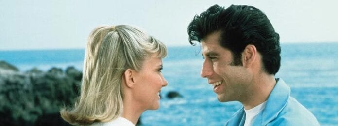 ena de “Summer Nights” no filme Grease
