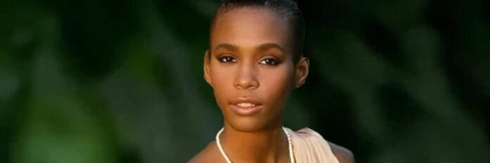 Whitney Houston na capa do álbum de 1985