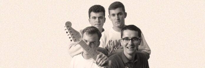The Housemartins - Single Build da banda The Housemartins lançado em 1987 pela Go! Discs.