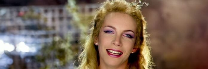 Annie Lennox, em 1985, no videoclipe oficial de 