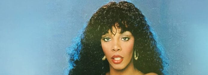Donna Summer em 1979 durante a divulgação do single 