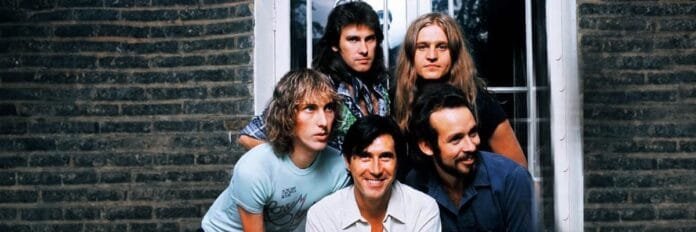 Bryan Ferry e Roxy Music em 1982 durante a divulgação do álbum Avalon, do qual saiu o single 