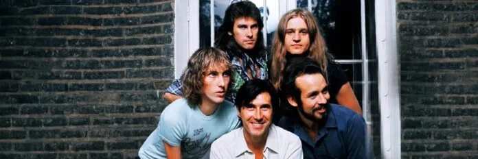 Bryan Ferry e Roxy Music em 1982 durante a divulgação do álbum Avalon, do qual saiu o single 