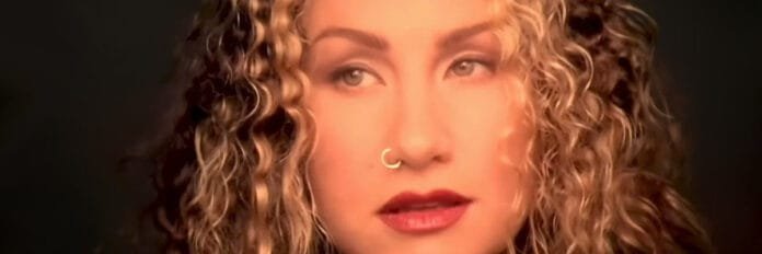 Joan Osborne em 1995, capa do álbum Relish, lançamento de