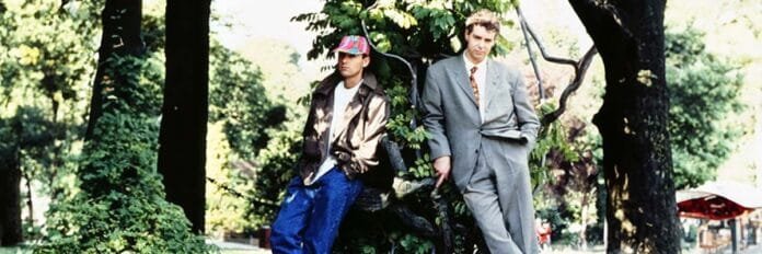 A dupla Pet Shop Boys, formada por Neil Tennant e Chris Lowe, nos anos 80