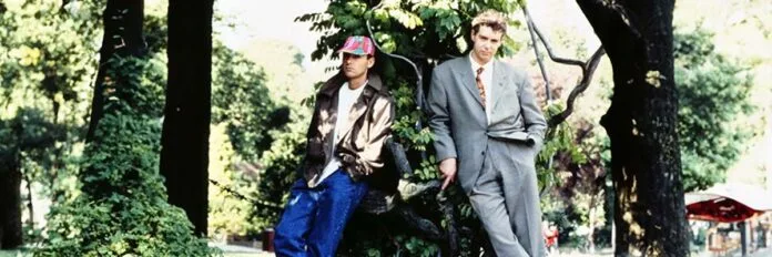 A dupla Pet Shop Boys, formada por Neil Tennant e Chris Lowe, nos anos 80