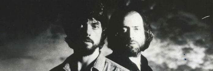Alan Parsons e Eric Woolfson, integrantes do Alan Parsons Project, durante a divulgação do álbum Eye in the Sky em 1982, gravado no Abbey Road Studios em Londres