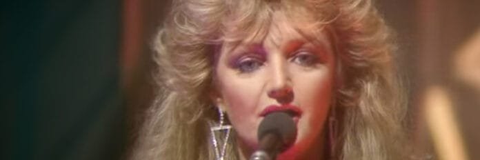 Bonnie Tyler em 1984, ano de lançamento de 