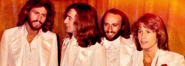Bee Gees e Andy Gibb reunidos antes do álbum One, que traz a música Wish You Were Here
